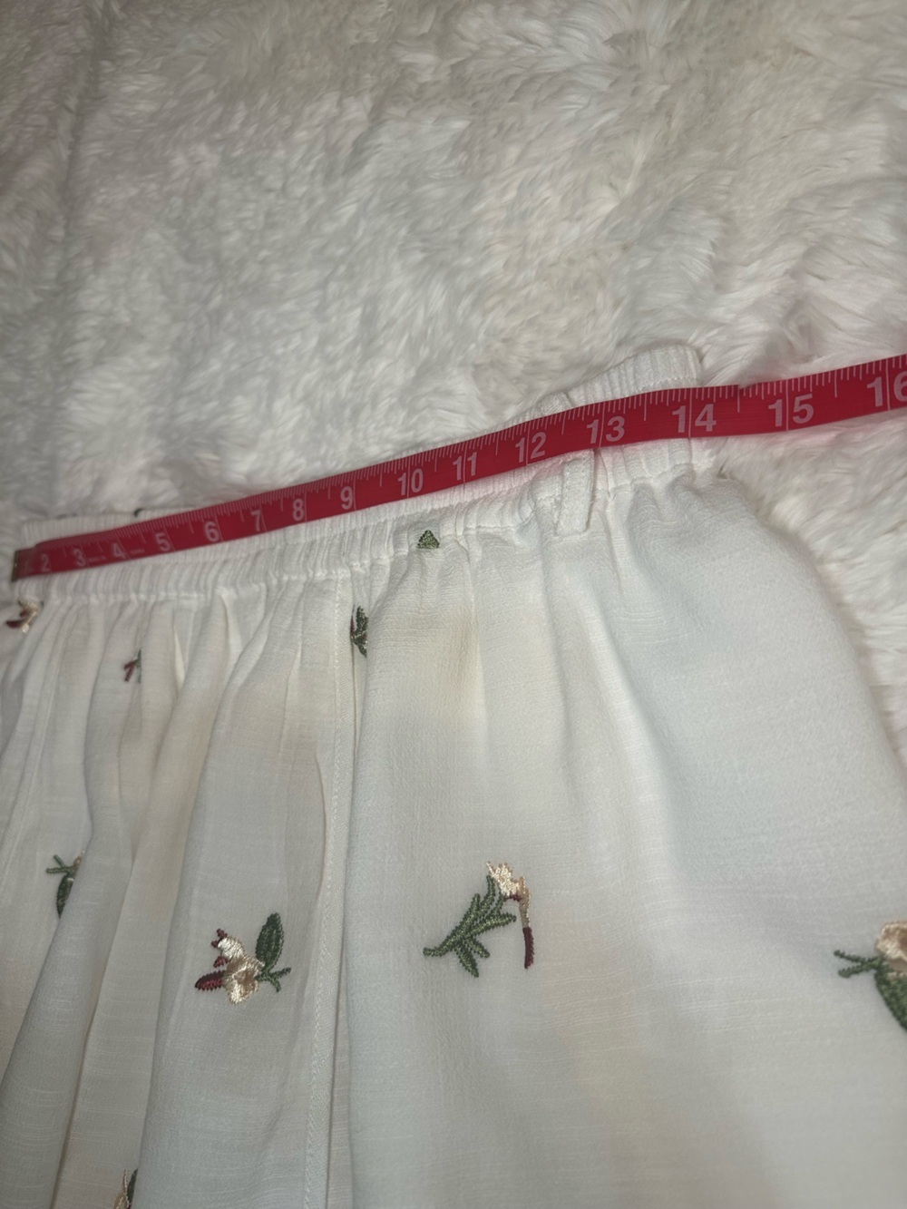 Sancia Eymara Ivory Embroidered Lined Pull-On Shorts Size M Resort Luxury - Picture 11 of 14